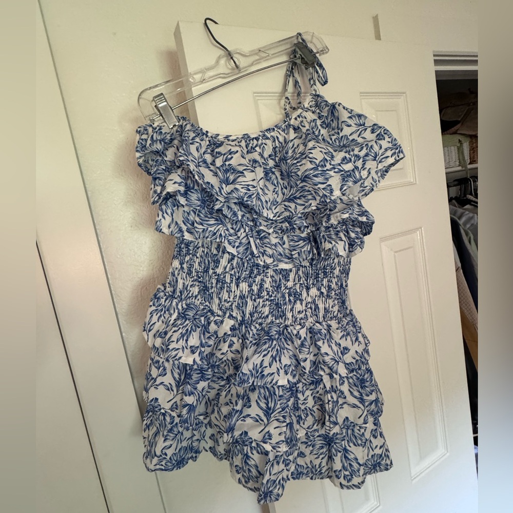 Ruffle one shoulder blue and white beach dress!